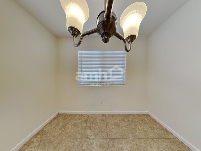 Photo - 1417 W Belmont Red Trail