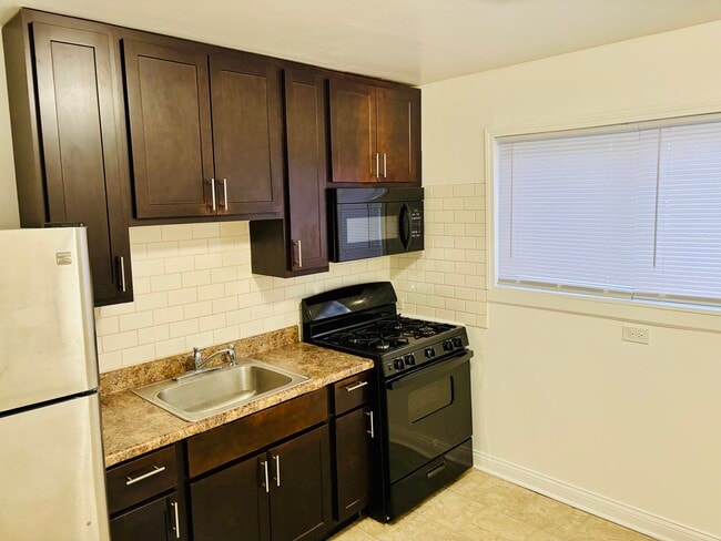 Photo - 5327 S 73rd Ave Unit 4