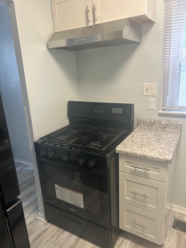 Photo - 4420 E 154th St