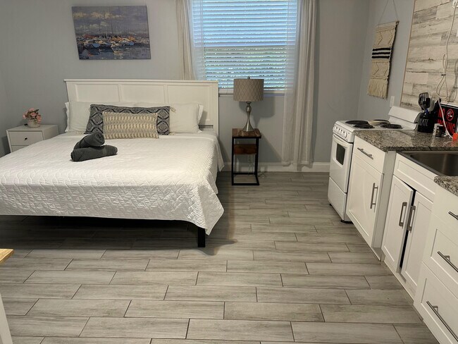 Photo - 1258 Beach Rd Unit 9 Studio