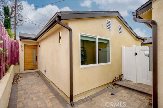 Building Photo - 920 University