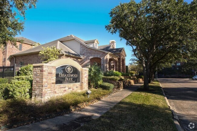 Building Photo - 2255 Braeswood Park Dr Unit 247 Rental