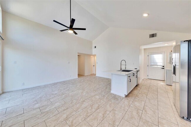 Photo - 1903 Woodland Ave