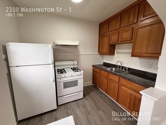 Photo - 2310 Washington St Unit 1