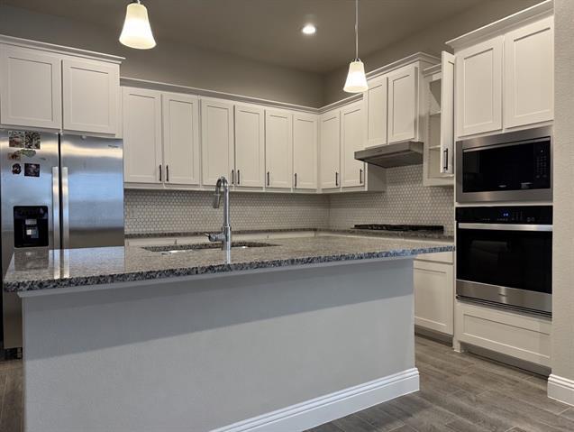 Photo - 1721 Swallow St