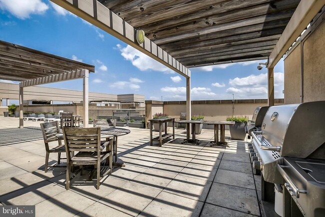 Photo - 811 4th St NW Unidad 422