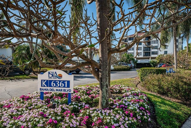 Building Photo - 6361 Bahia Del Mar Blvd S Unit 503 Rental