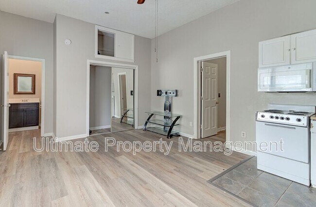 Photo - 5746 Marguerite Dr Unidad C