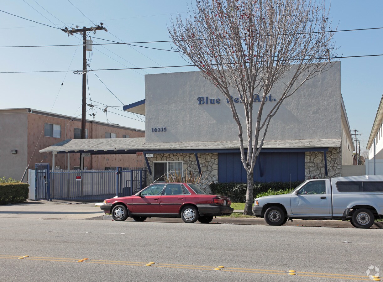 Photo - Blue Bell Apartments