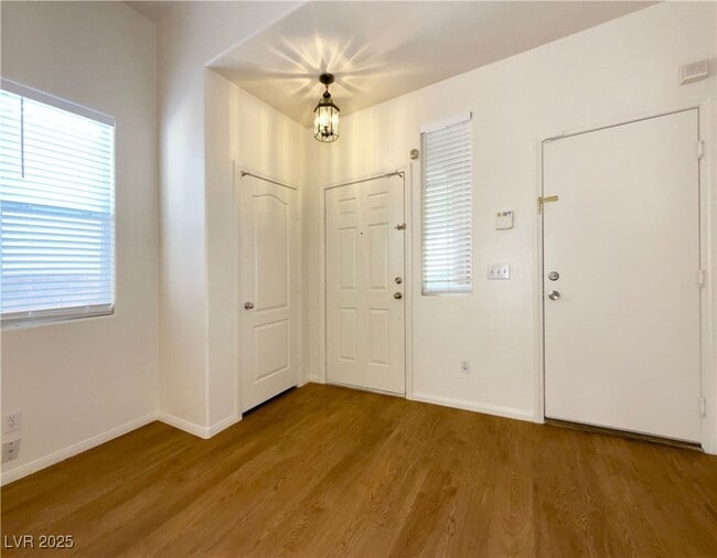 Photo - 10789 Muscari Way