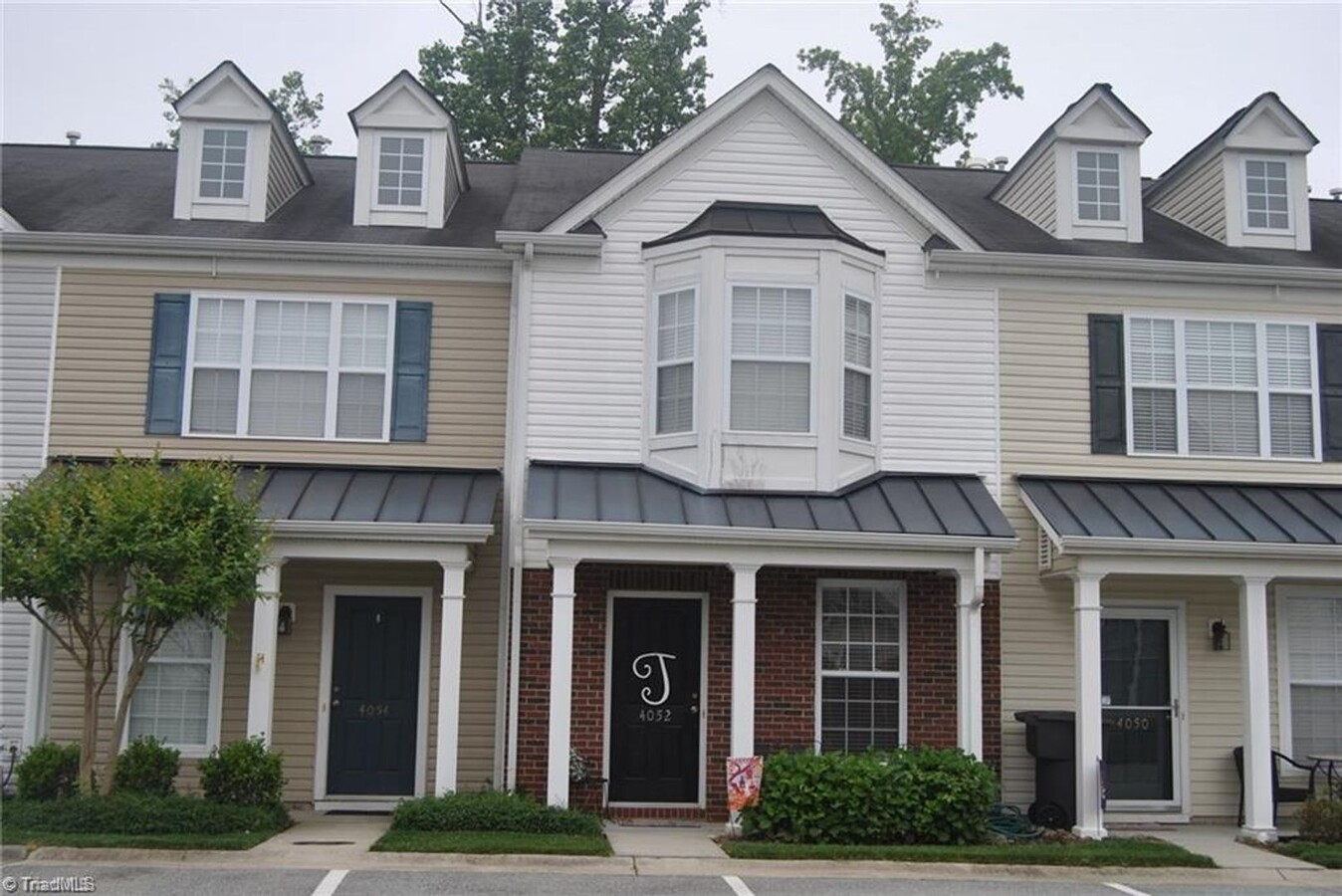 Two bedroom townhome - Two bedroom townhome