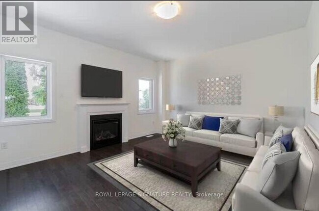 Photo - 429 Adelaide St