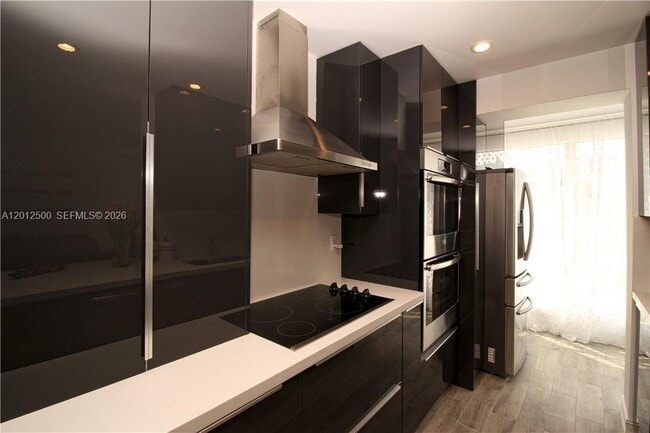 Photo - 17560 Atlantic Blvd Unit 201