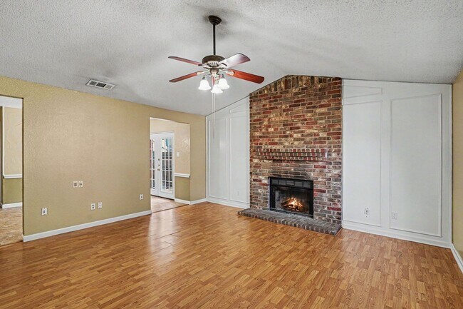 Photo - Recently updated 3 bedroom/2 bath home for rent