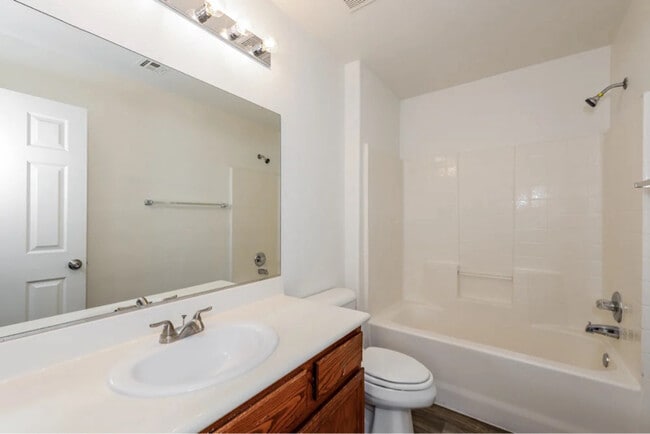 Photo - 6734 Bravura Ct