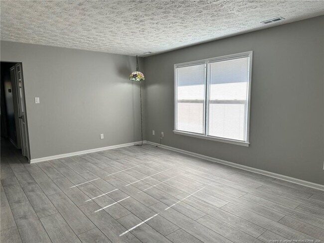 Photo - 7214 Evanston St