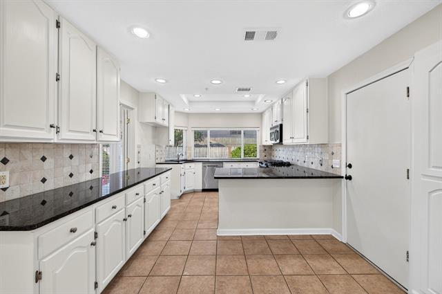 5806 Smoke Glass Trail