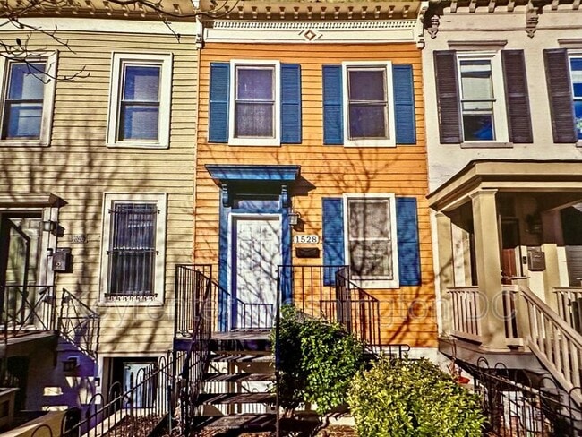 Photo - 1528 8th St NW