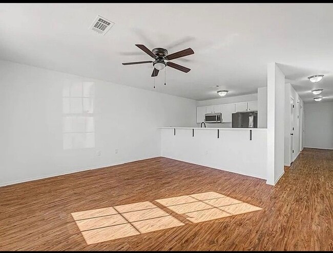 Photo - 3306 SW Victoria Pl Unit E