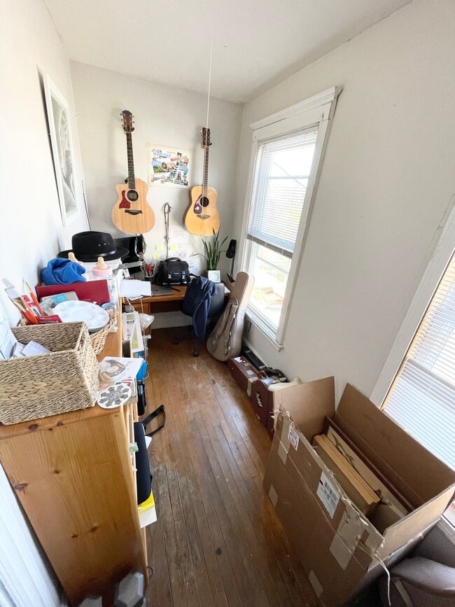Photo - 94 Mellen St Unit 3