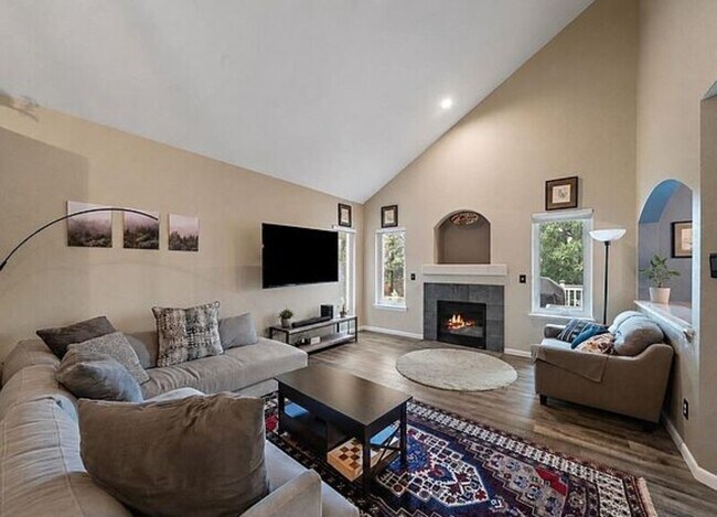 Photo - 10654 Apishamore Ct
