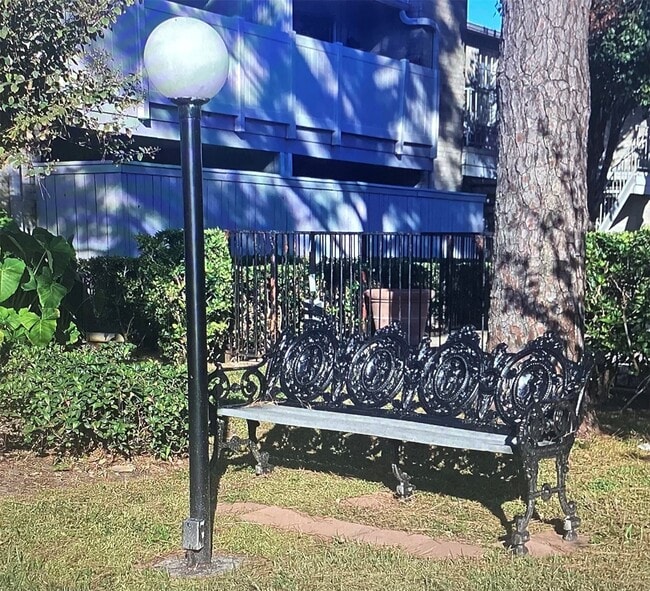 Photo - 10725 Braes Bend Dr