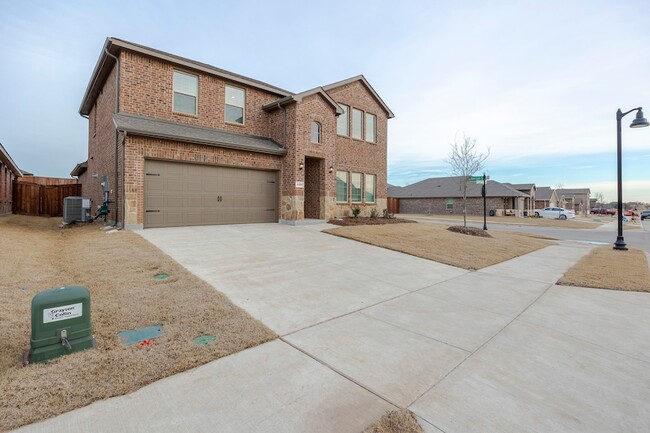 Photo - 4101 River Rock Ave