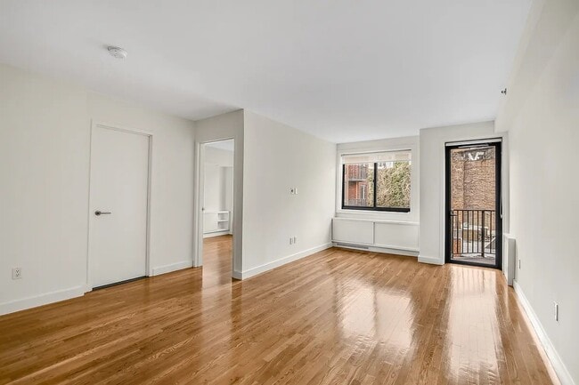 101 W 15th St Unit 511