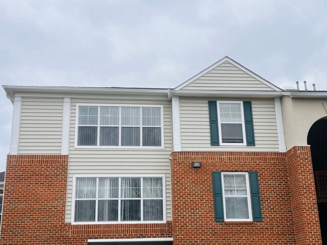 Photo - 303 N Knollwood Dr