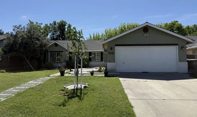 409 W Packwood Ave