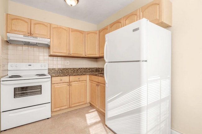 Photo - 224 Conniston Rd Unit 2