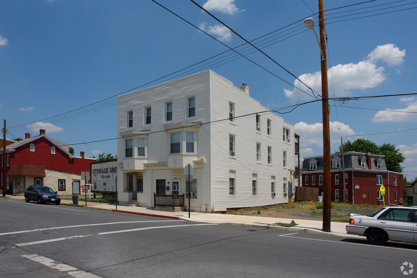 Photo - 346-348 S Potomac St Apartments