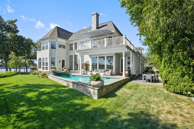 Photo - 19 Weeds Landing