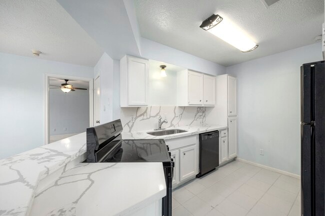 Photo - 12755 Mill Ridge Dr Unit 301