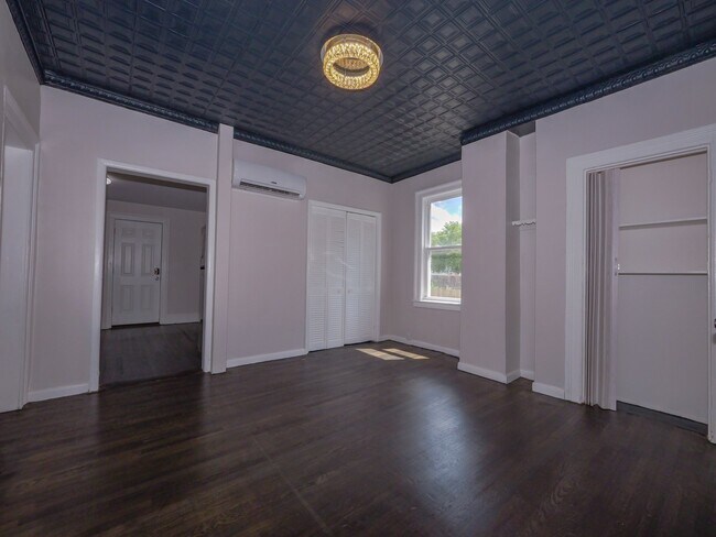 Photo - 45 Robinson Ave Unit 2