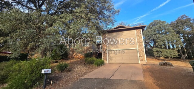 3174 Shawnee Ct