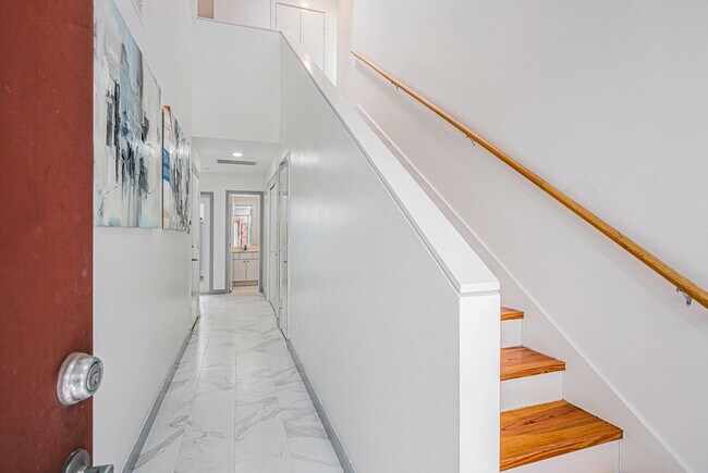 Building Photo - 6132 Grand Blvd Rental