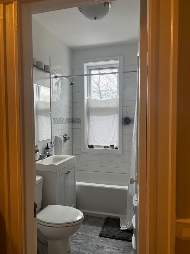 Photo - 300 Massachusetts Ave