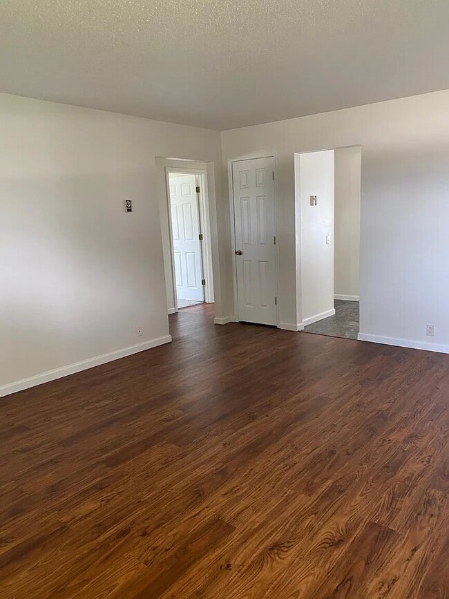Photo - 211 Smith Rd Unit 211 B