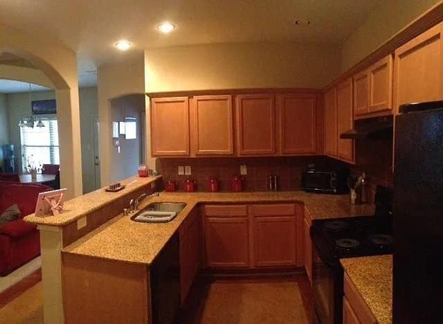 Photo - 209 Royal Glen Ct