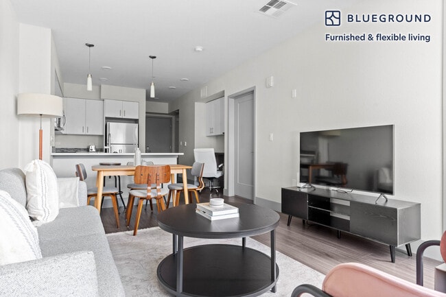 Photo - 1800 Lacassie Ave Unit FL3-ID984