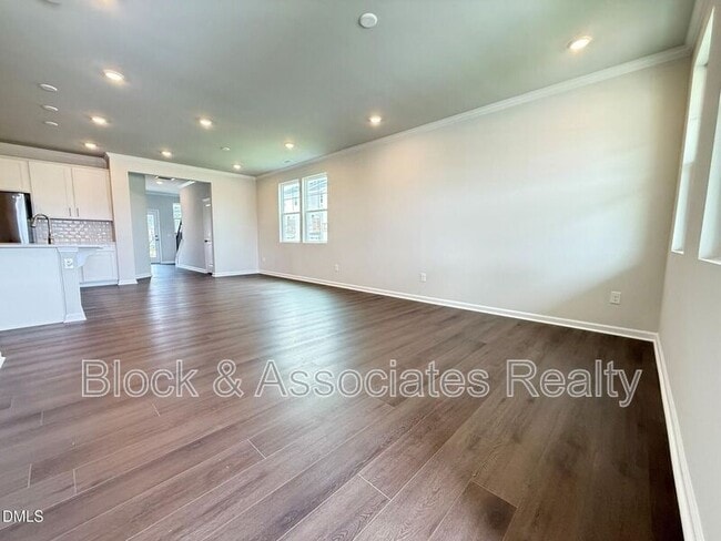 304 Marmalade Sky Ln