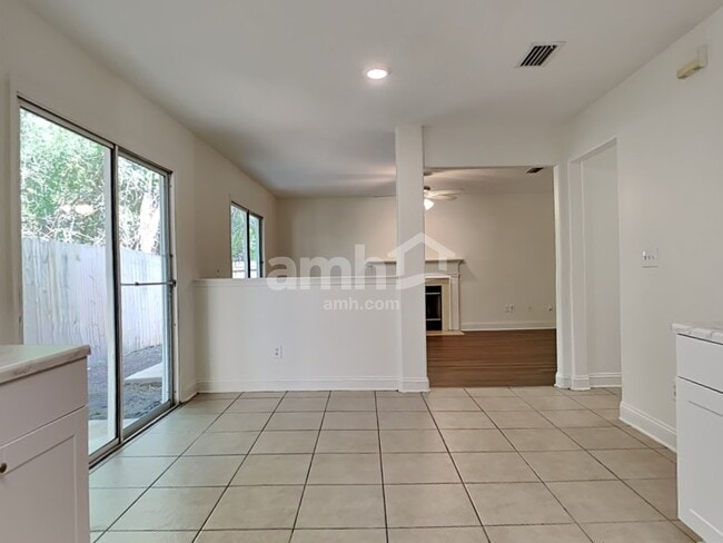 Photo - 2360 Cherokee Cove Trl