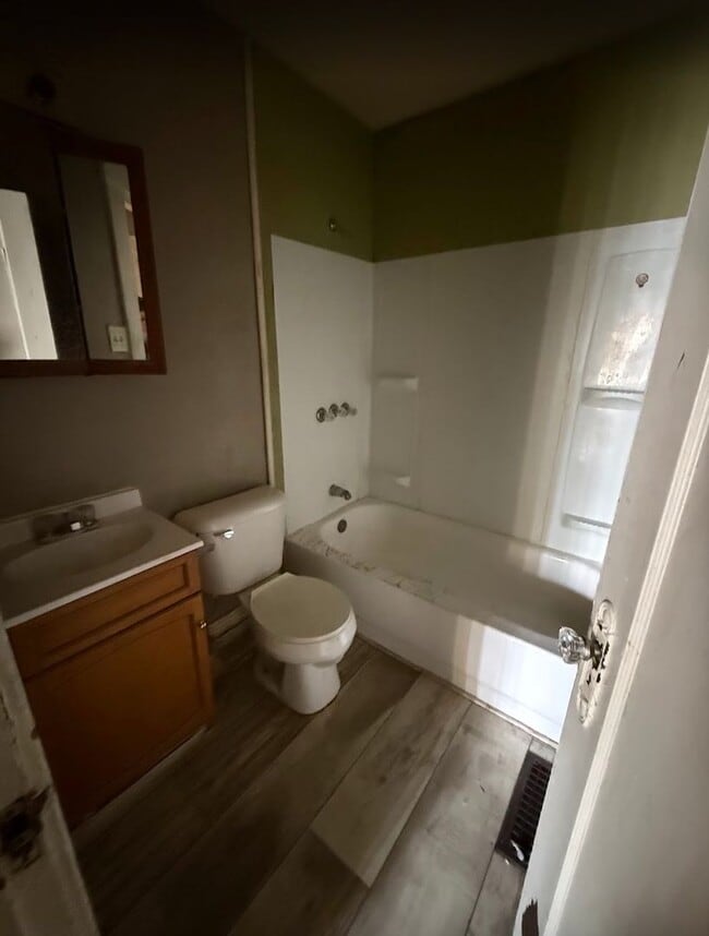 Photo - RENT TO OWN / ALQUILER CON OPCIÓN A COMPRA / HANDYMAN SPECIAL / ESPECIAL PARA MANITAS
