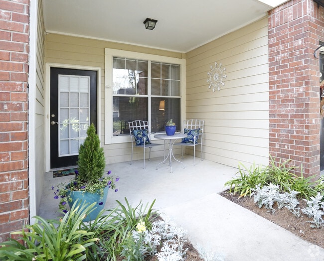 2BR/2BA -1106SF