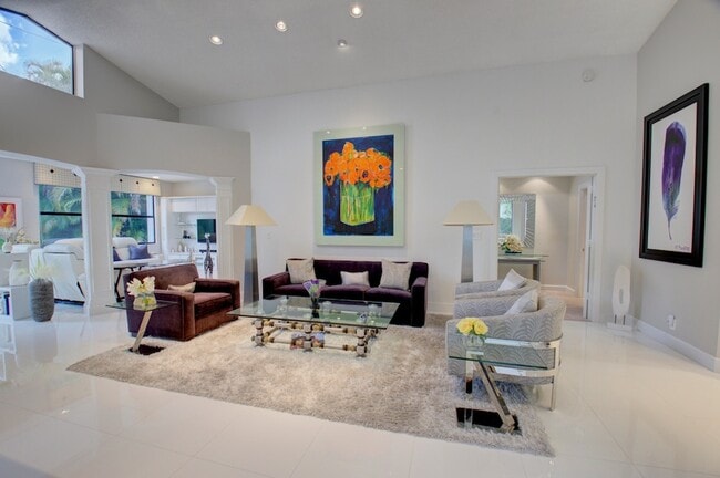 Building Photo - 2106 NW 60th Cir