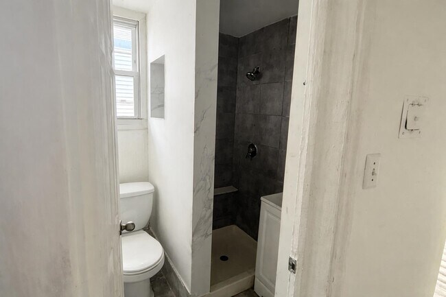 Photo - 2500 Adam Pl Unit 102