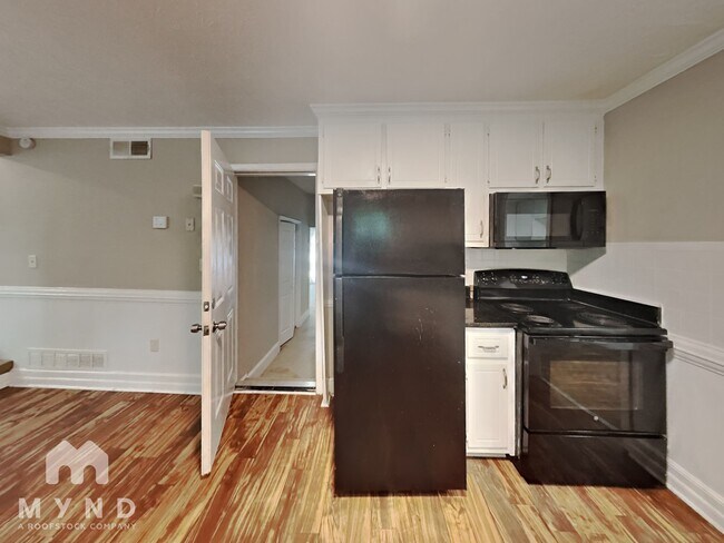 Photo - 3004 Cardinal Dr