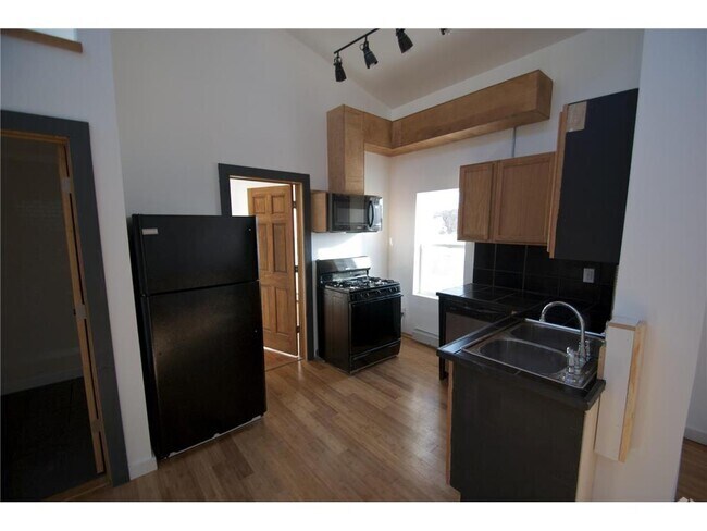 Building Photo - 25 E 26th St Unit 3 Rental