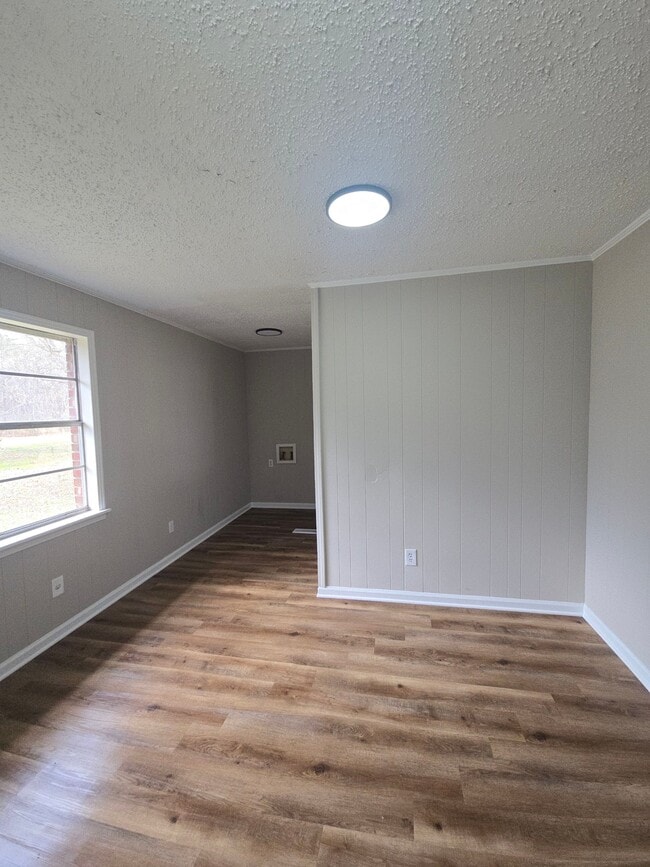 Photo - 134 Young St